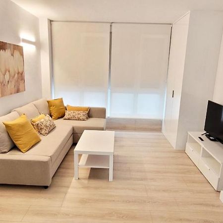 Cozy White Home In Guecho Exterior foto